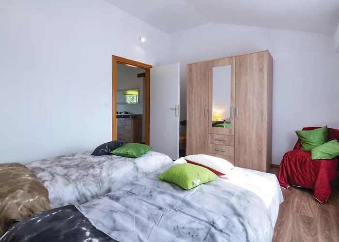 Cozy In With Wifi Barban