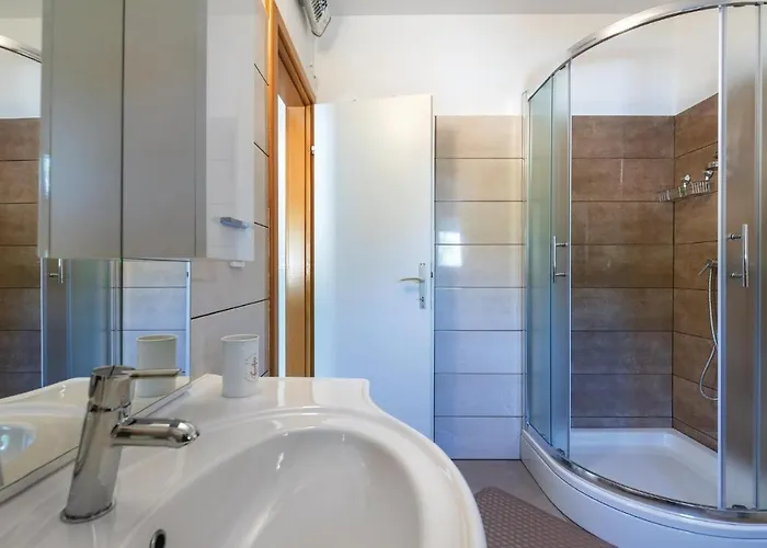 Cozy In With Wifi Barban